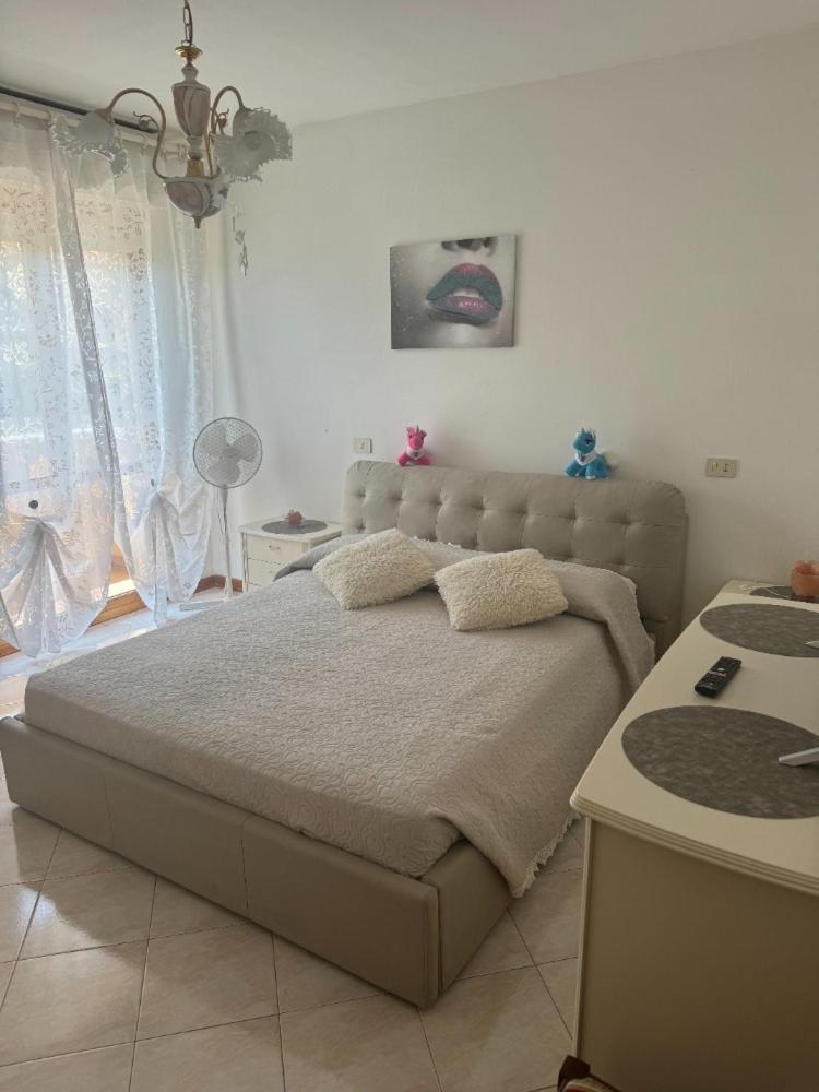 Bellissima Stanza Con Parcheggio Gratuito Apartment Cinquale Exterior foto